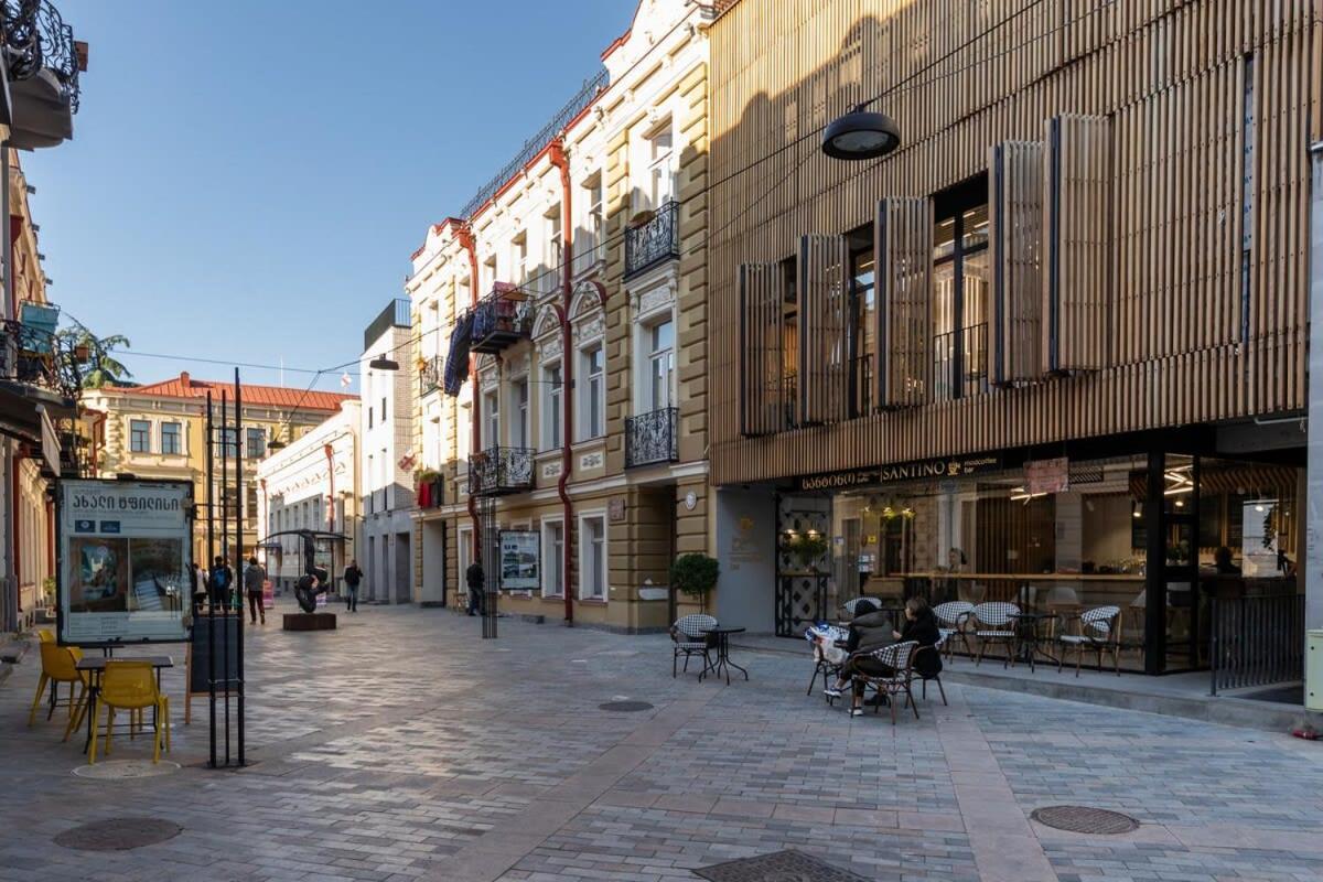 Stylish 2Br Apt In The Heart Of Old Tbilisi ภายนอก รูปภาพ
