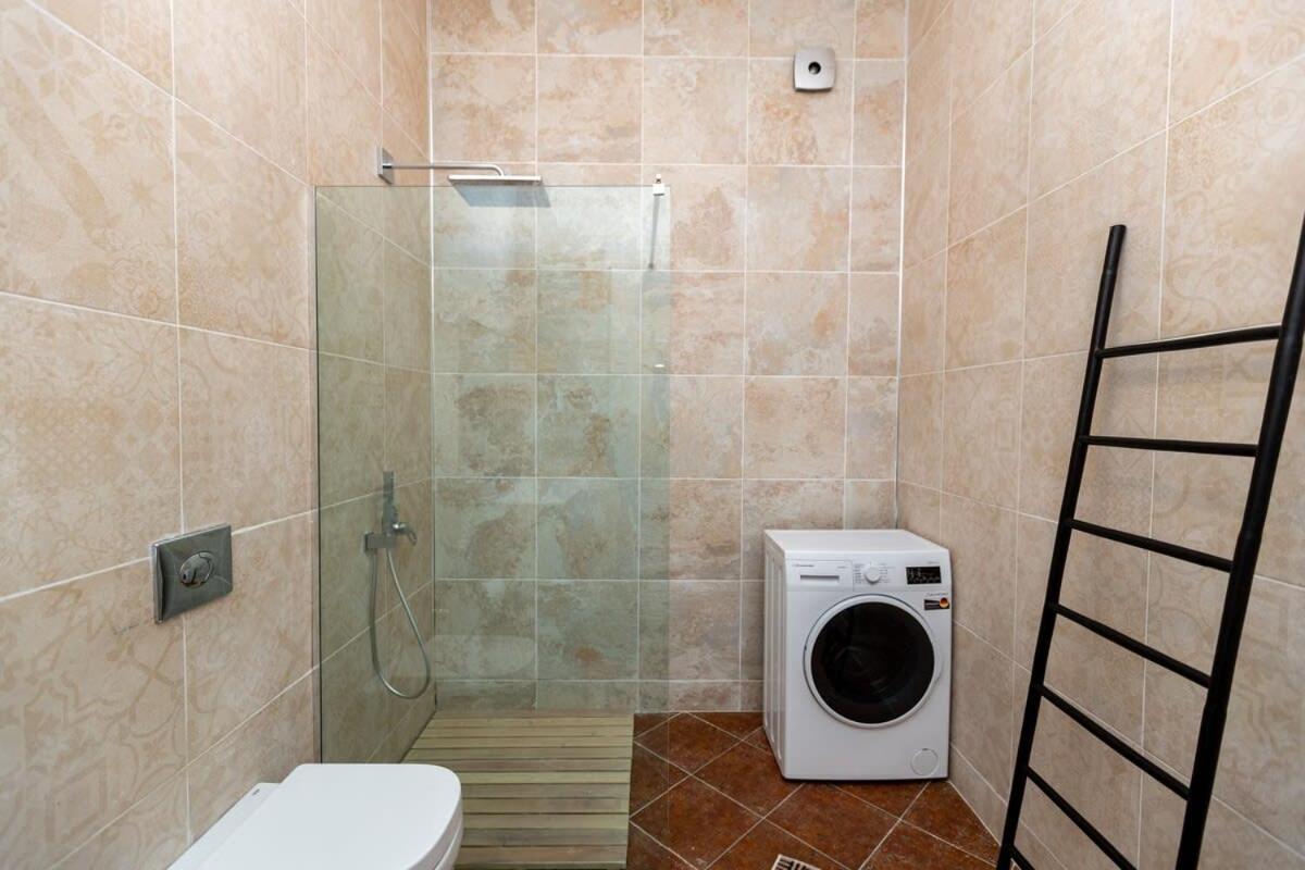 Stylish 2Br Apt In The Heart Of Old Tbilisi ภายนอก รูปภาพ